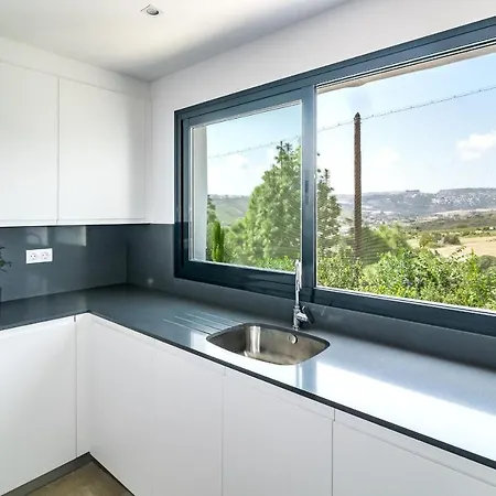Djc - Modern 2 Bedroom Close To