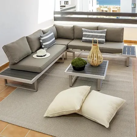 Djc - Modern 2 Bedroom Close To