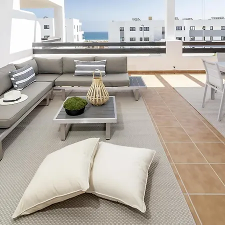 Apartment Djc - Modern 2 Bedroom Close To