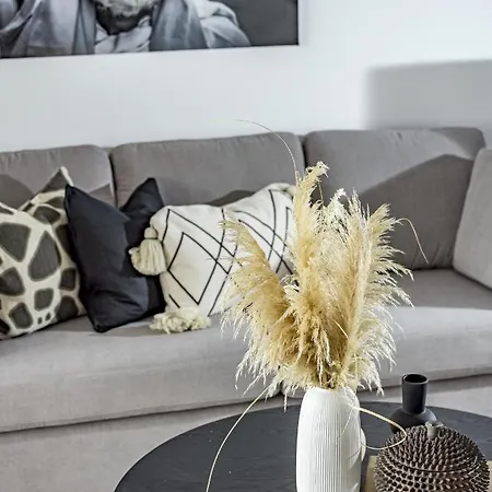 Djc - Modern 2 Bedroom Close To Casares